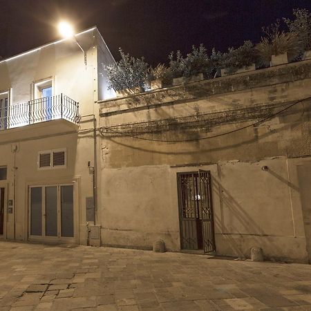 Bed and Breakfast La Loggia Dei Rayno Lecce Zewnętrze zdjęcie